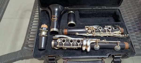 Clarinete Maxtone By French Enginner Francesa Sib Grenadilha + Estojo